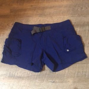 Columbia women’s cargo shorts